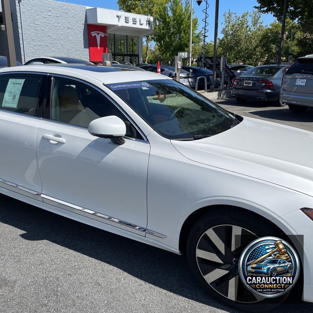 2024 Volvo S90 T8 - Ultimate PHEV