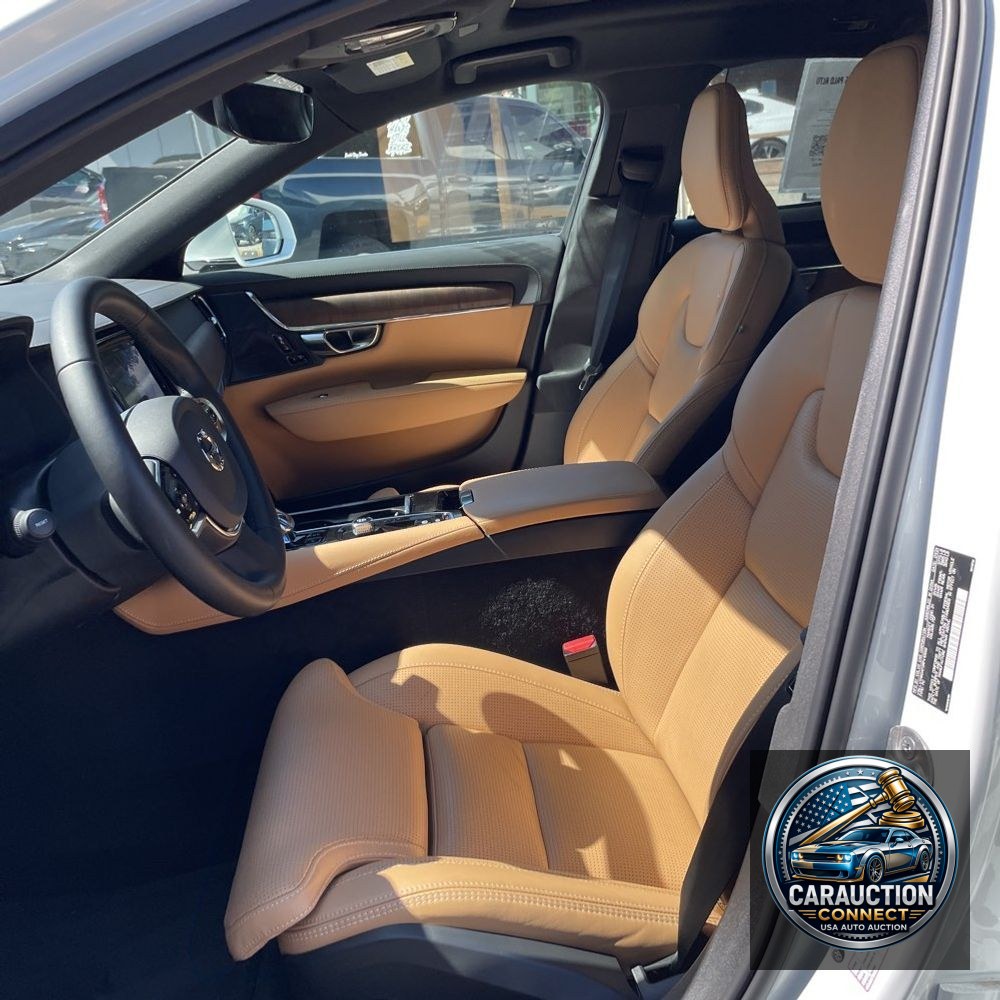 2024 Volvo S90 T8 - Ultimate PHEV