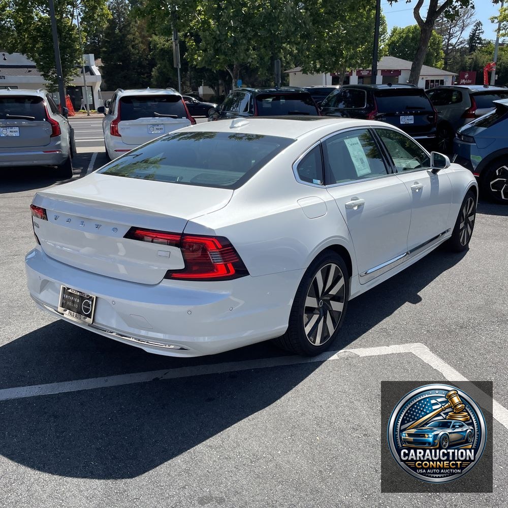 2024 Volvo S90 T8 - Ultimate PHEV