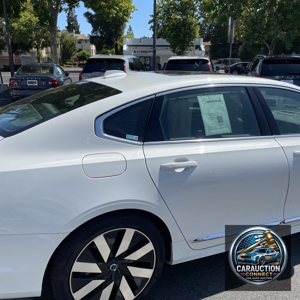 2024 Volvo S90 T8 - Ultimate PHEV