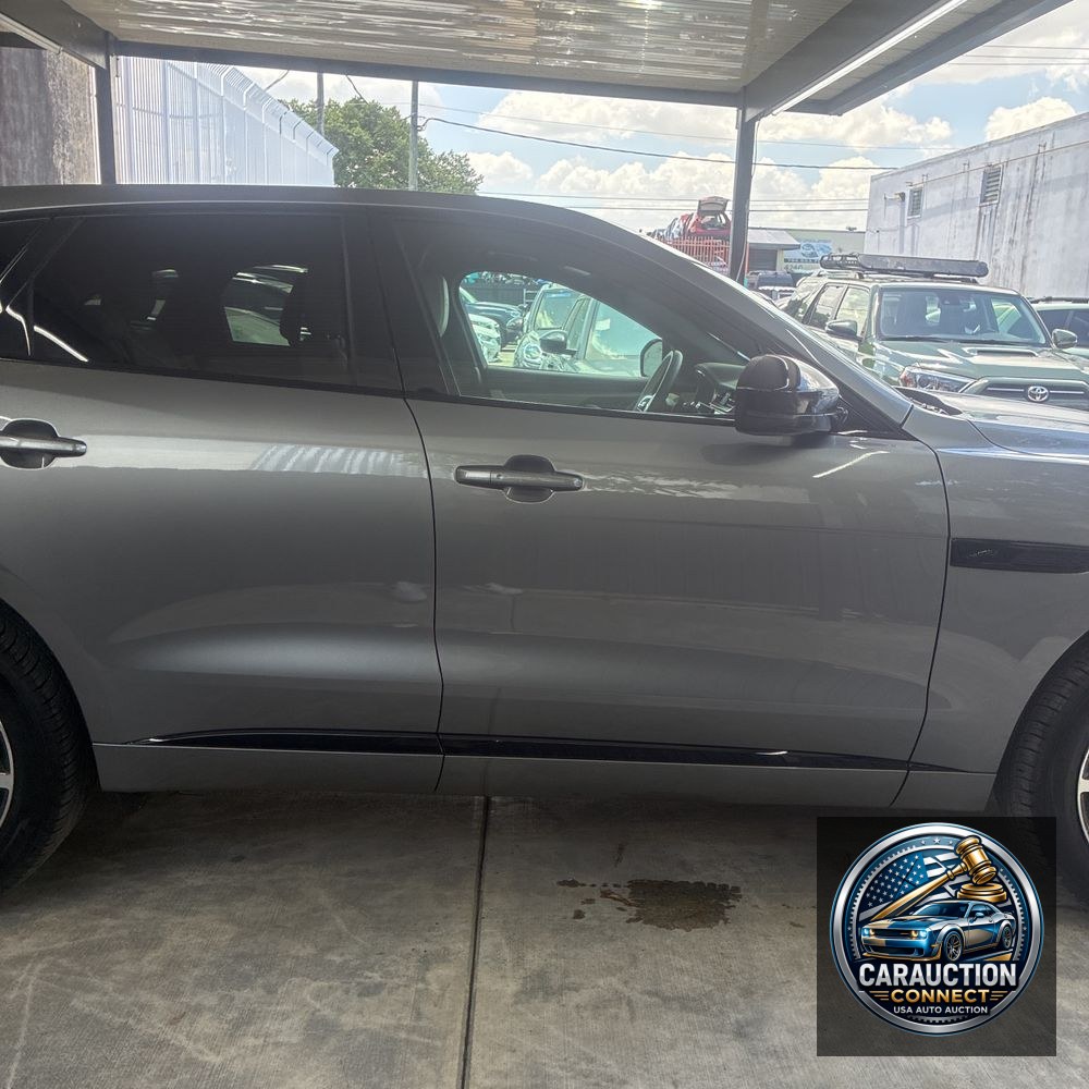 2025 Jaguar F-Pace P250 R-Dynamic S