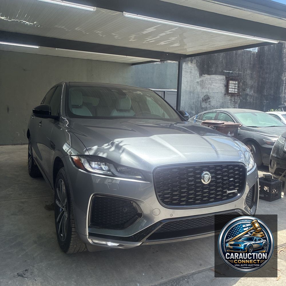 2025 Jaguar F-Pace P250 R-Dynamic S