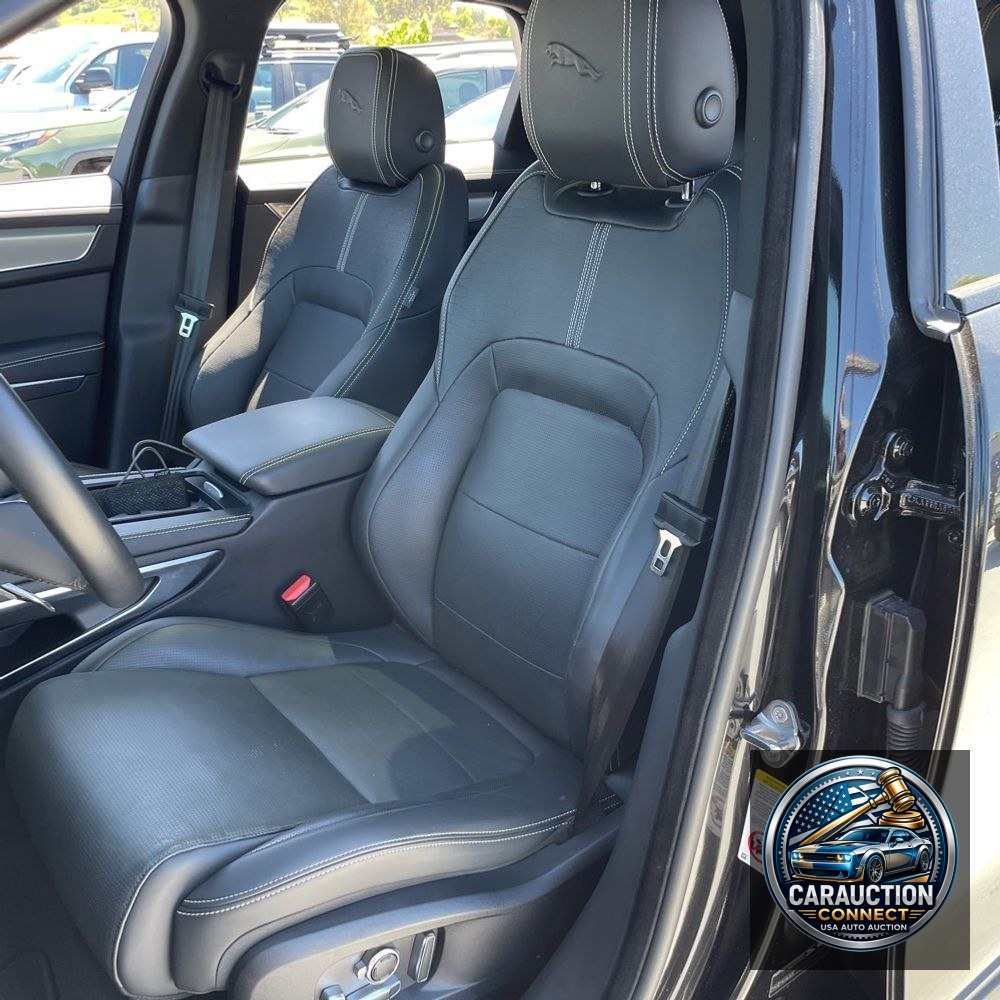 2025 Jaguar F-Pace P250 R-Dynamic S