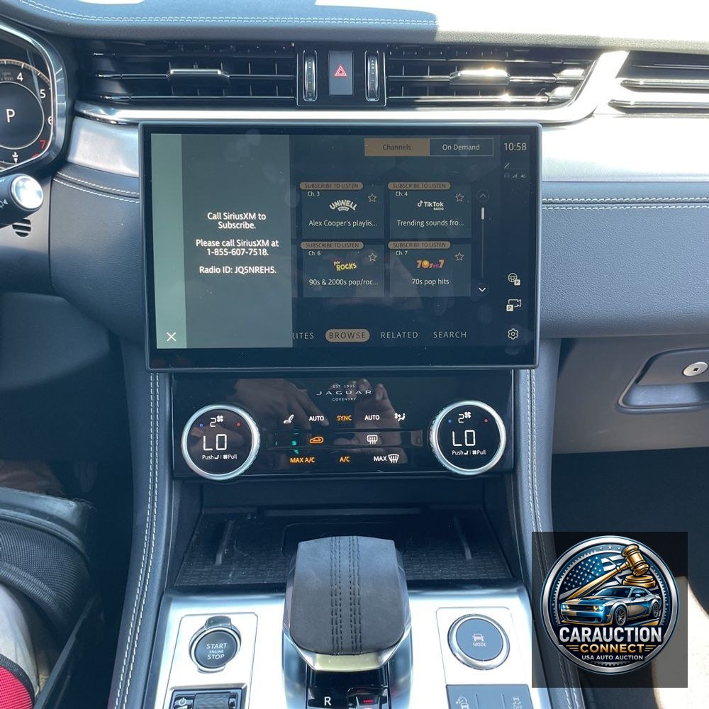 2025 Jaguar F-Pace P250 R-Dynamic S