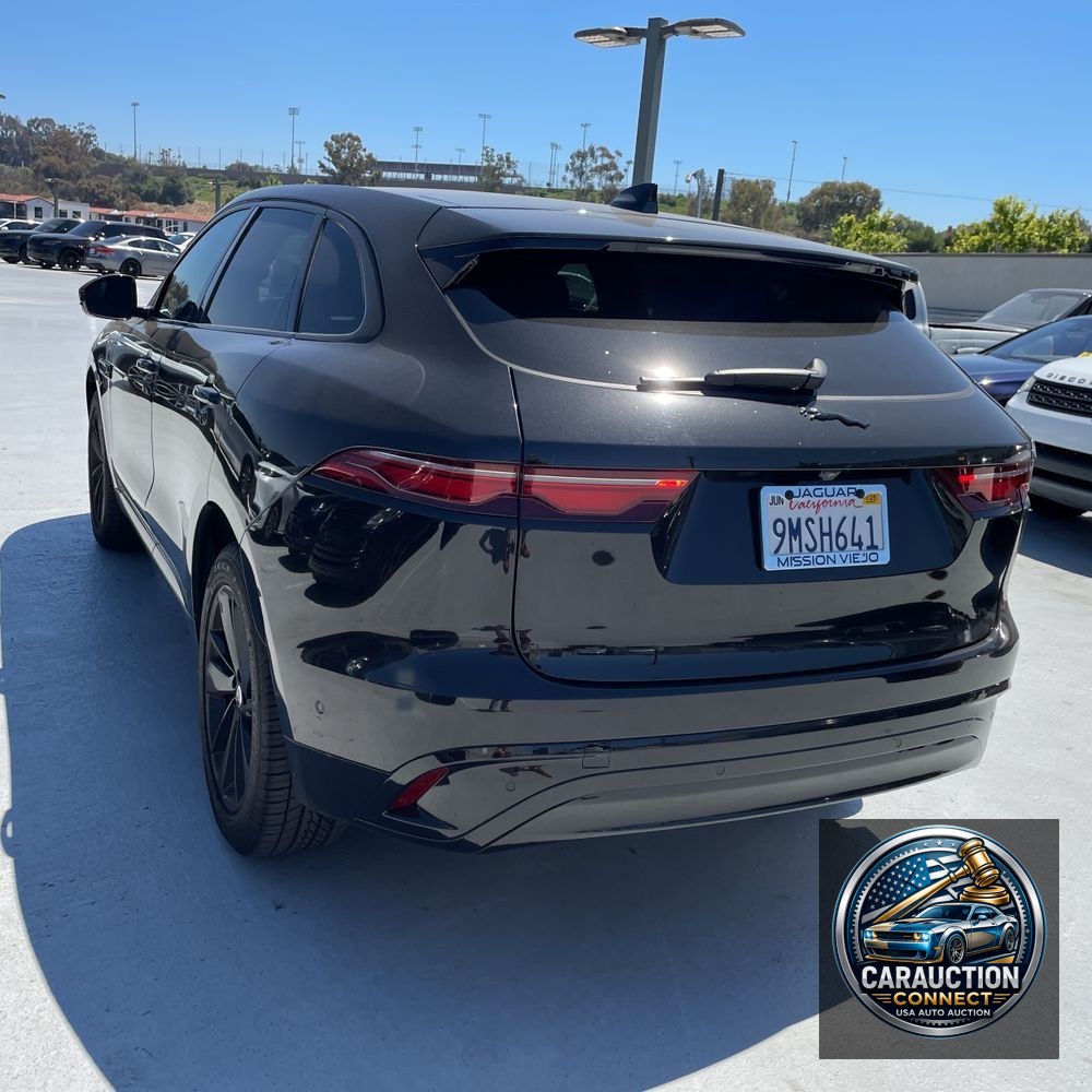 2025 Jaguar F-Pace P250 R-Dynamic S