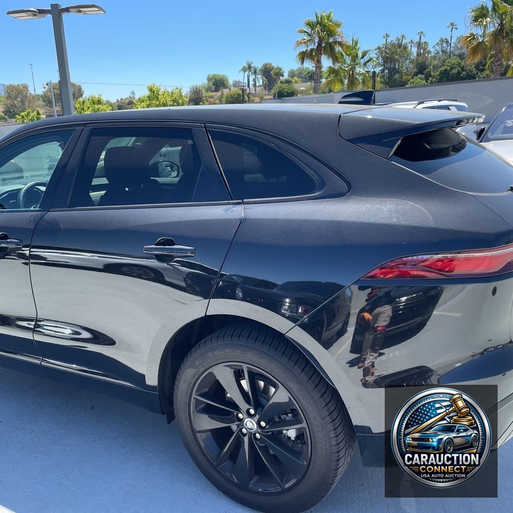 2025 Jaguar F-Pace P250 R-Dynamic S