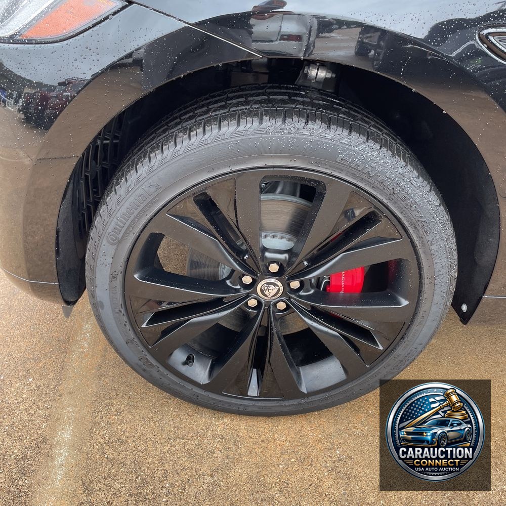2024 Jaguar F-Pace P400 R-Dynamic S