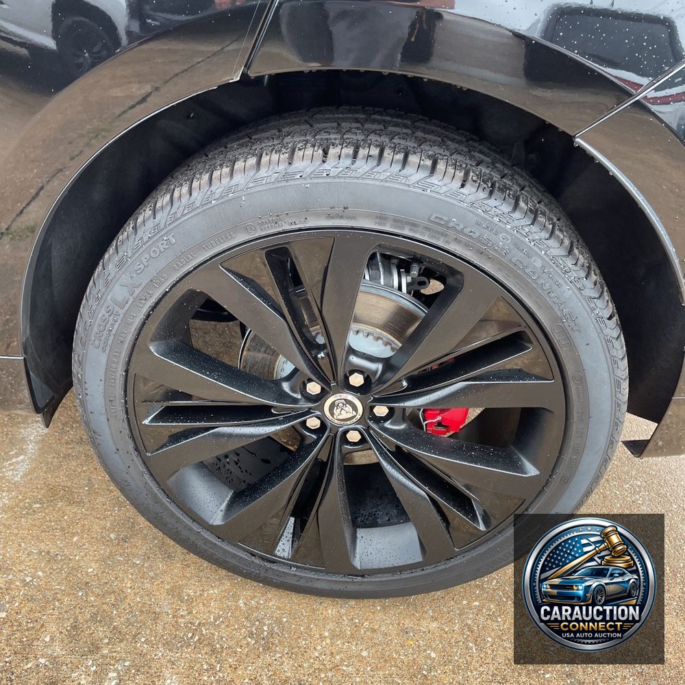 2024 Jaguar F-Pace P400 R-Dynamic S