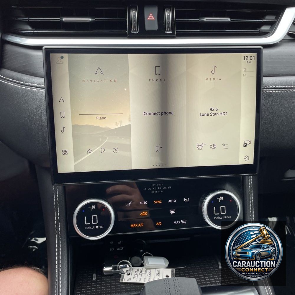2024 Jaguar F-Pace P400 R-Dynamic S