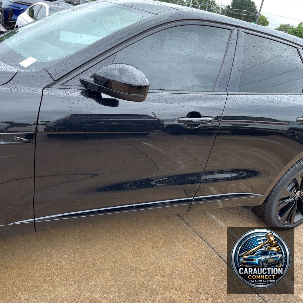 2024 Jaguar F-Pace P400 R-Dynamic S
