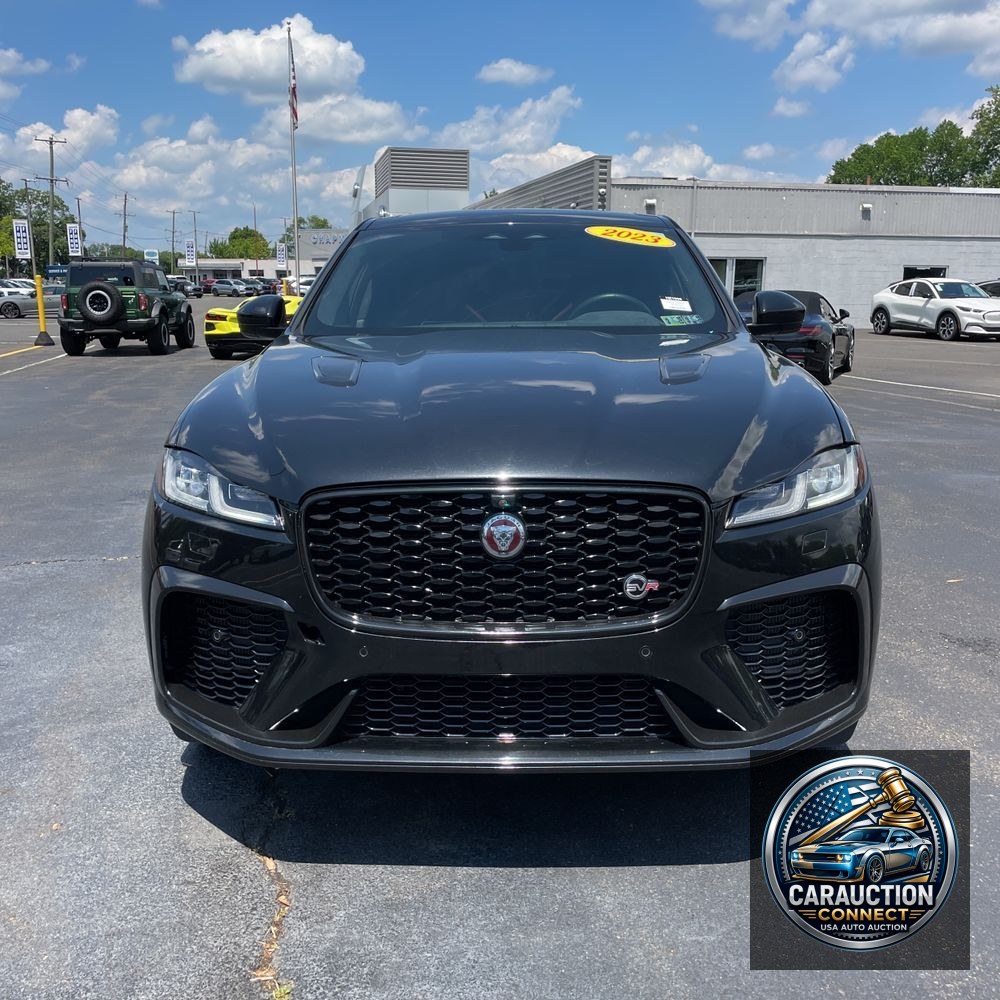 2023 Jaguar F-Pace SVR