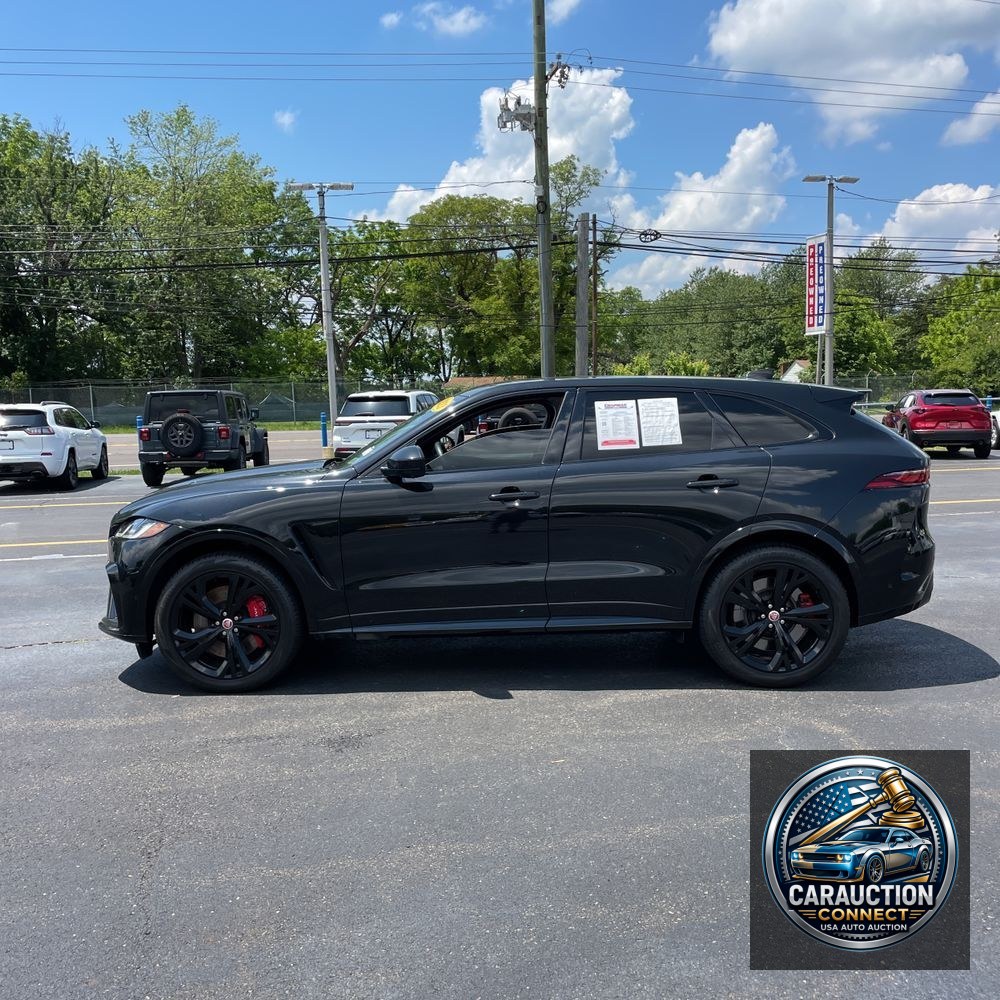 2023 Jaguar F-Pace SVR