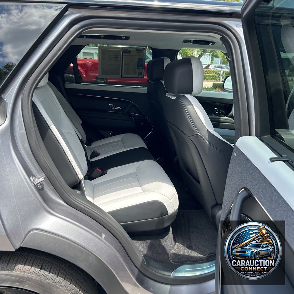 2025 Land Rover Range Rover Sport P550e Autobiography