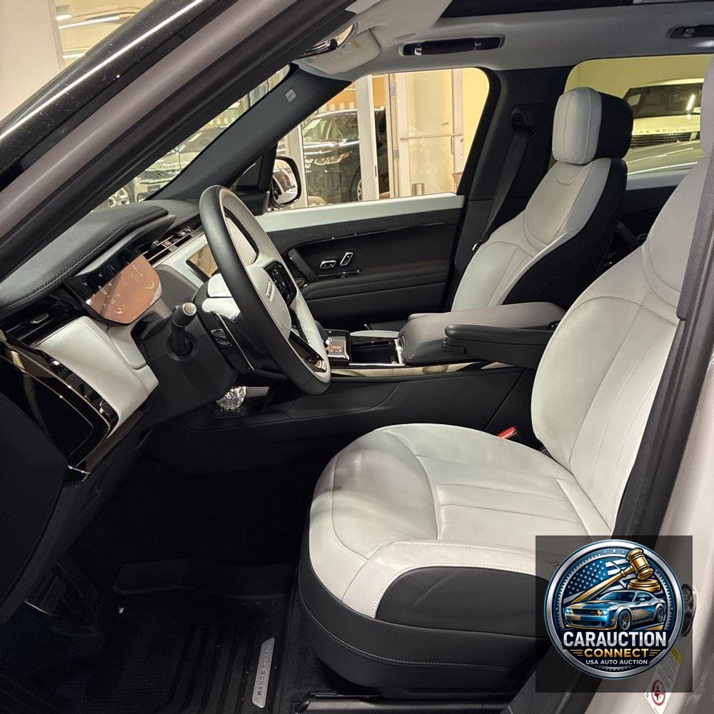 2025 Land Rover Range Rover Sport P460e Dynamic SE