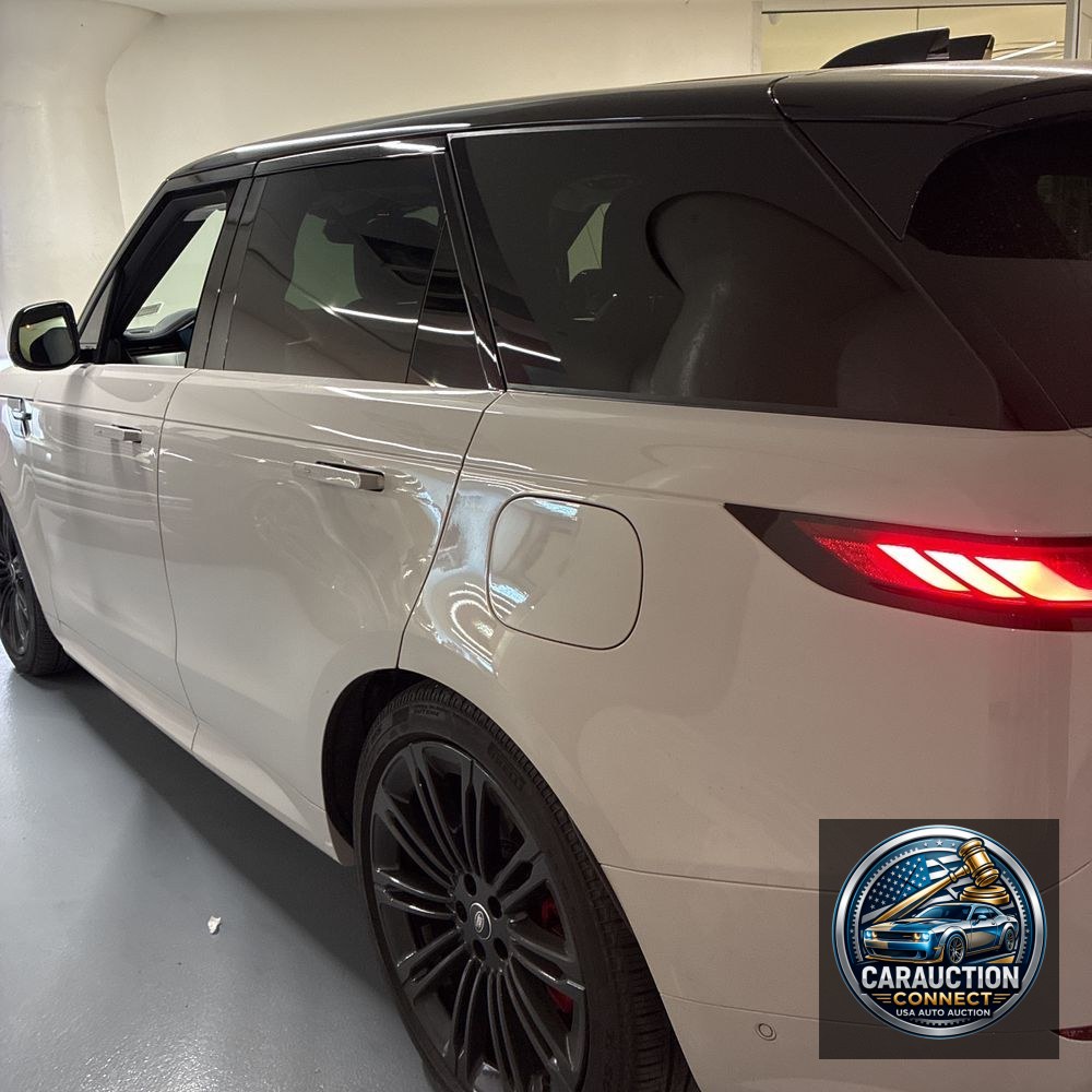 2025 Land Rover Range Rover Sport P460e Dynamic SE