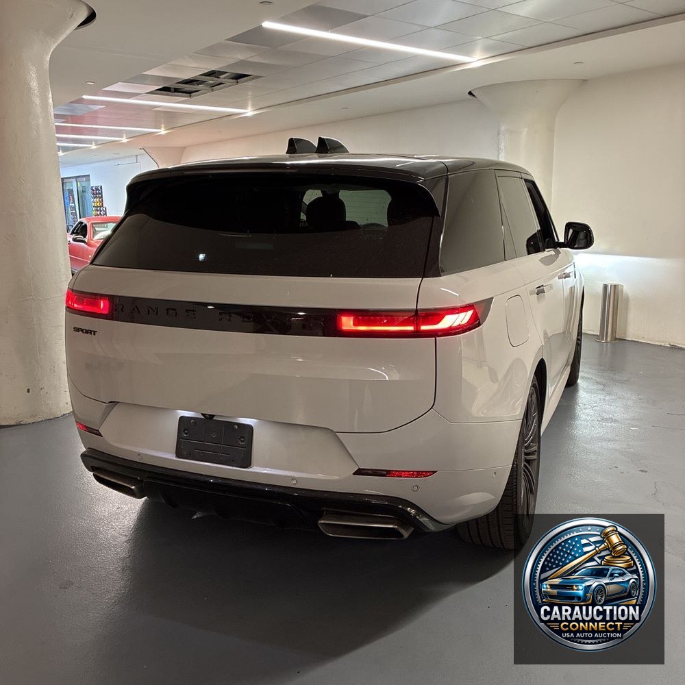2025 Land Rover Range Rover Sport P460e Dynamic SE