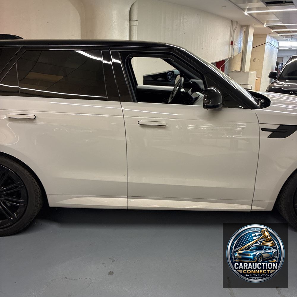 2025 Land Rover Range Rover Sport P460e Dynamic SE