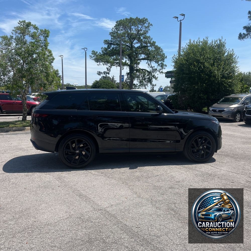2024 Land Rover Range Rover Sport P360 SE