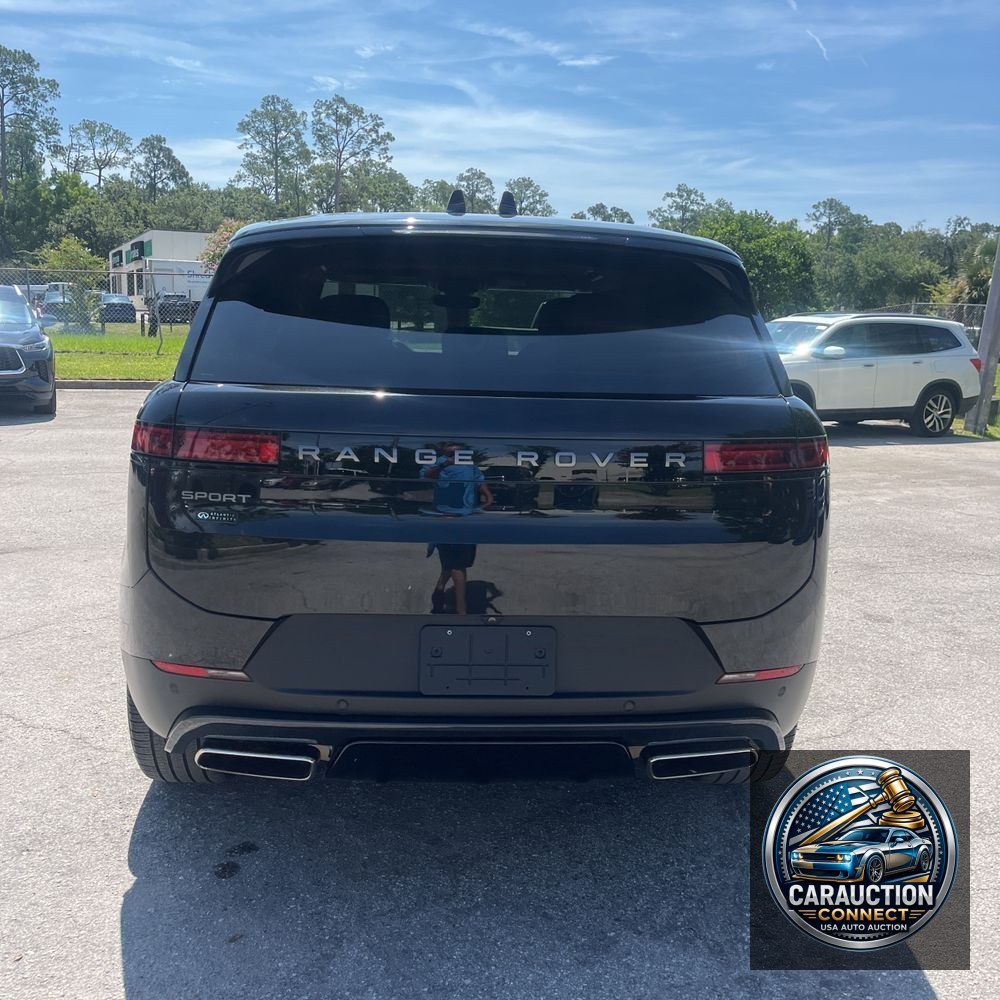 2024 Land Rover Range Rover Sport P360 SE