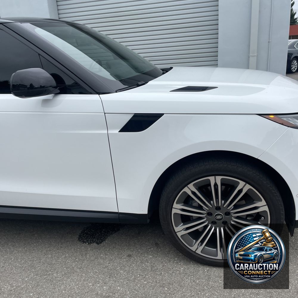 2024 Land Rover Range Rover Sport P360 SE