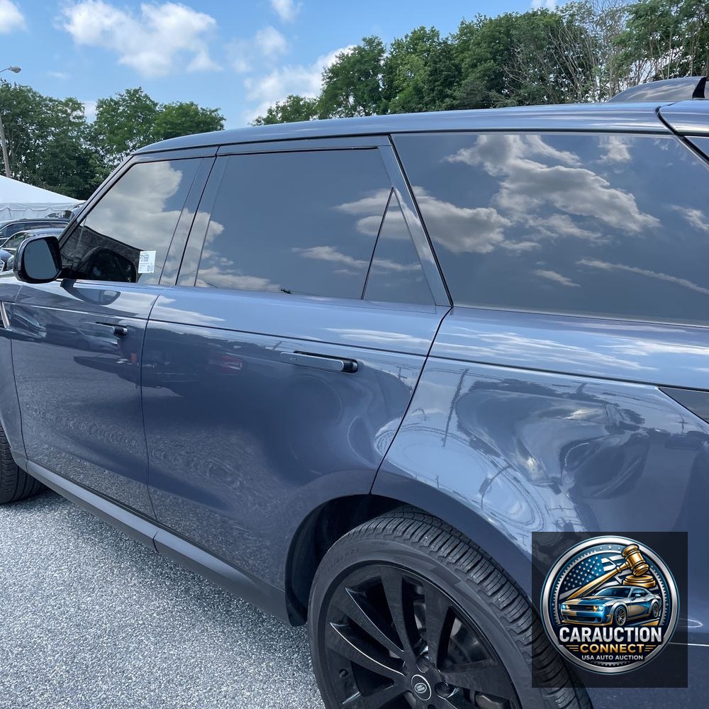 2024 Land Rover Range Rover Sport P360 SE