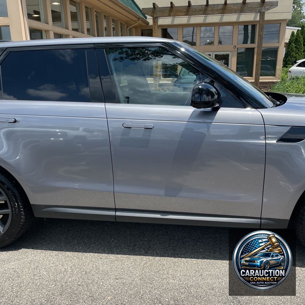 2024 Land Rover Range Rover Sport P360 SE