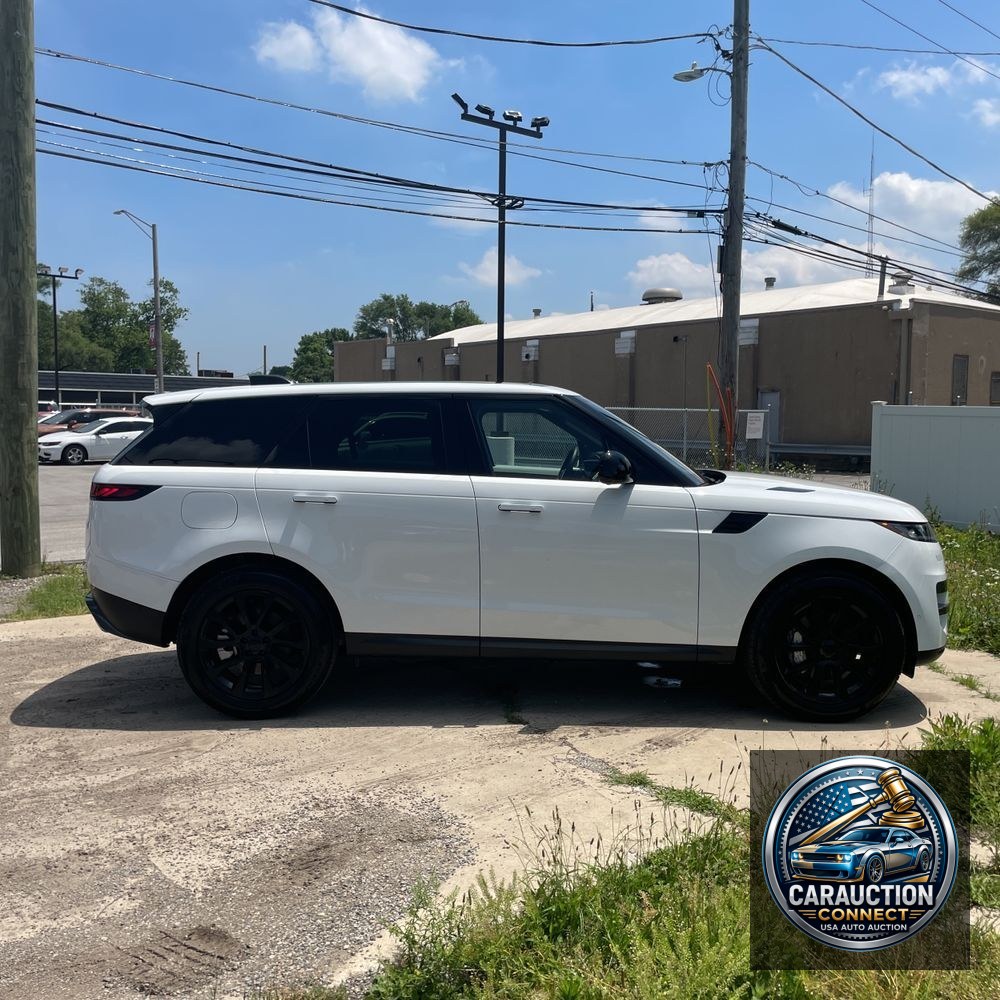 2025 Land Rover Range Rover Sport P360 SE