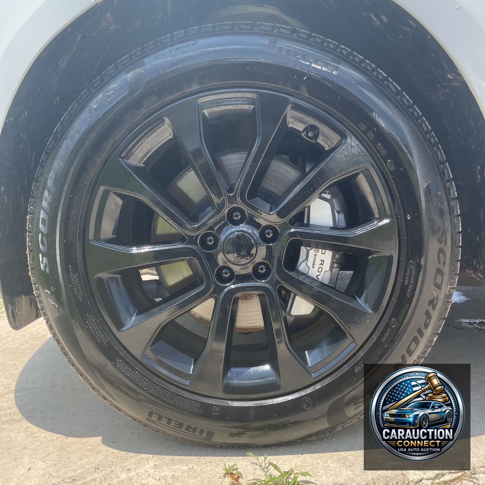 2025 Land Rover Range Rover Sport P360 SE