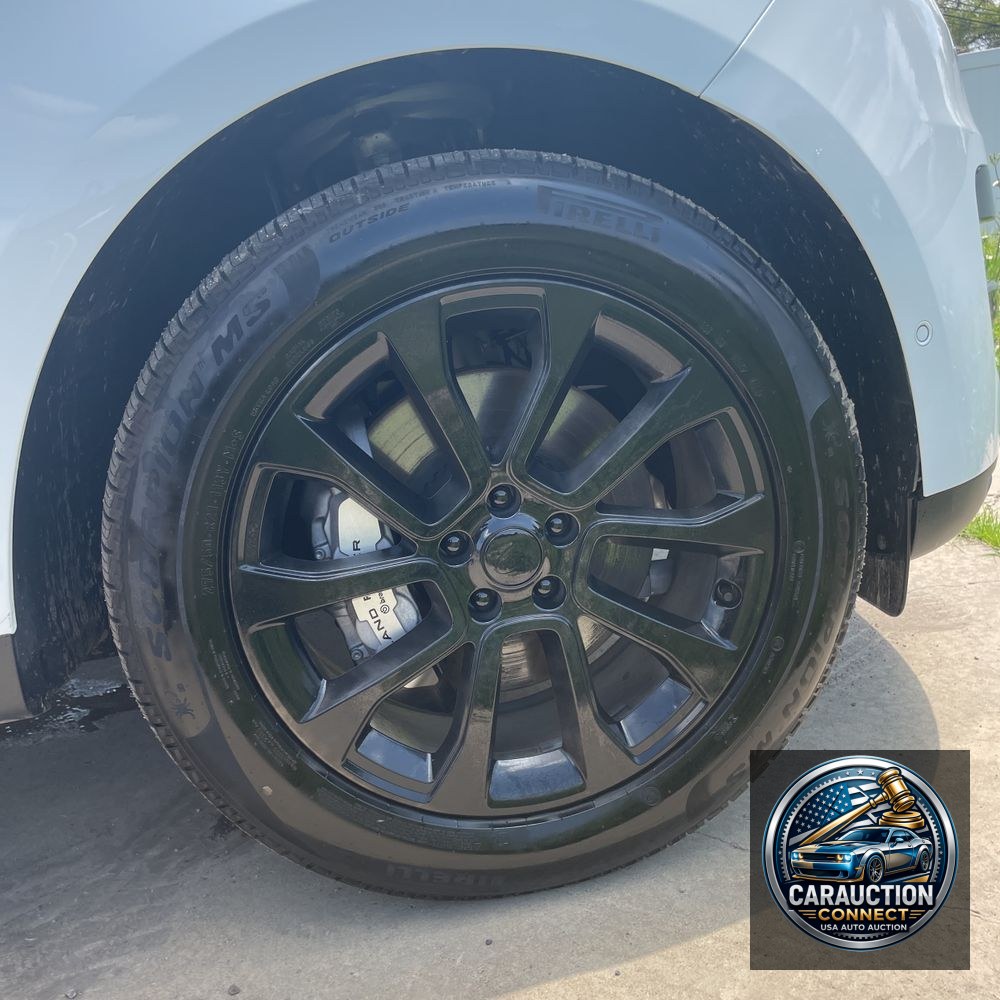 2025 Land Rover Range Rover Sport P360 SE