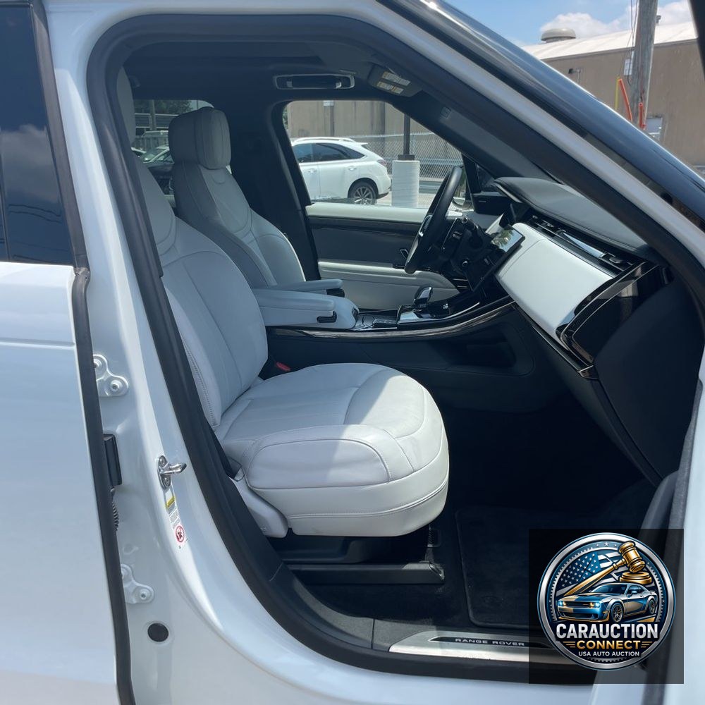 2025 Land Rover Range Rover Sport P360 SE