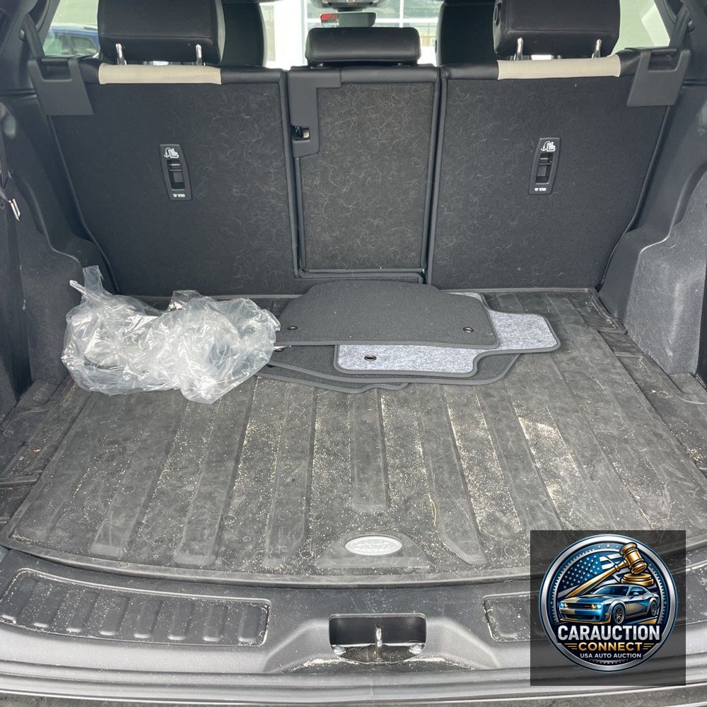 2025 Land Rover Discovery Sport P250 Dynamic SE