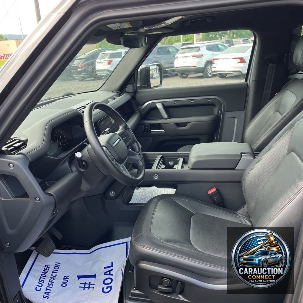 2024 Land Rover Defender 90 P400 X-Dynamic SE