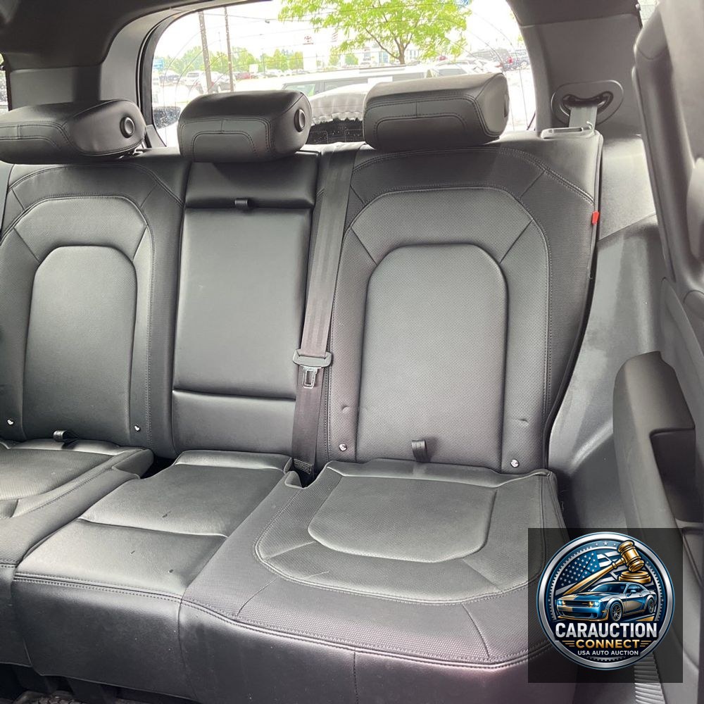 2024 Land Rover Defender 90 P400 X-Dynamic SE