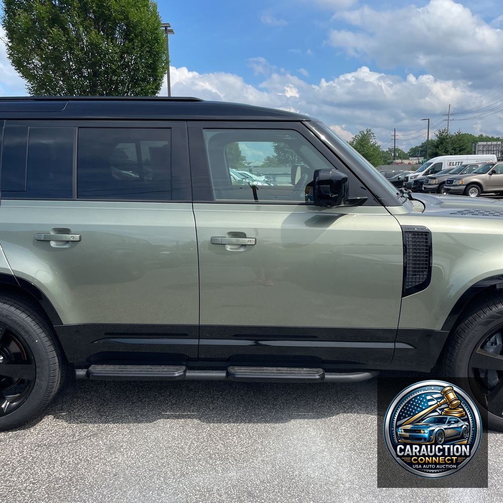 2024 Land Rover Defender 110 P400 X-Dynamic SE