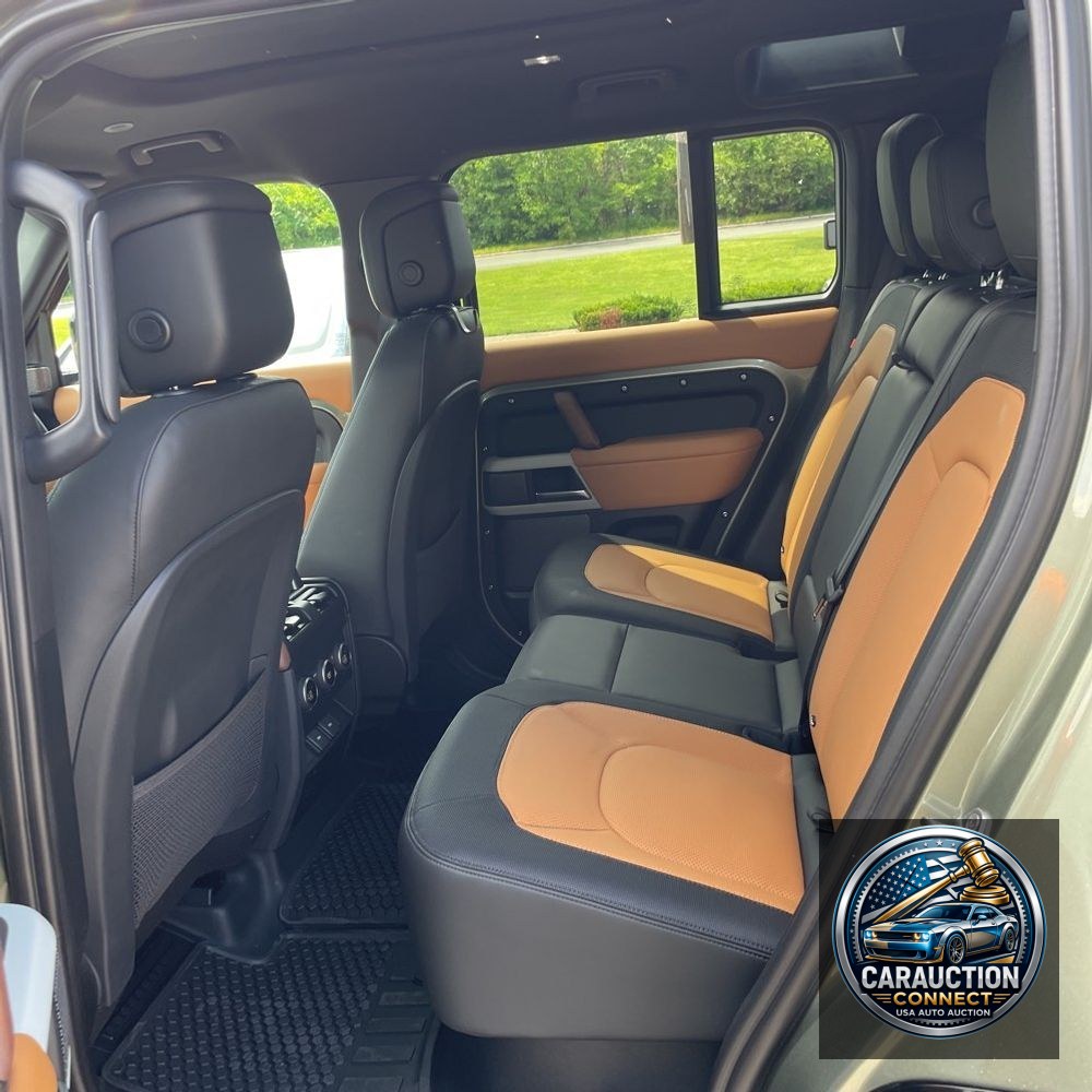 2024 Land Rover Defender 110 P400 X-Dynamic SE