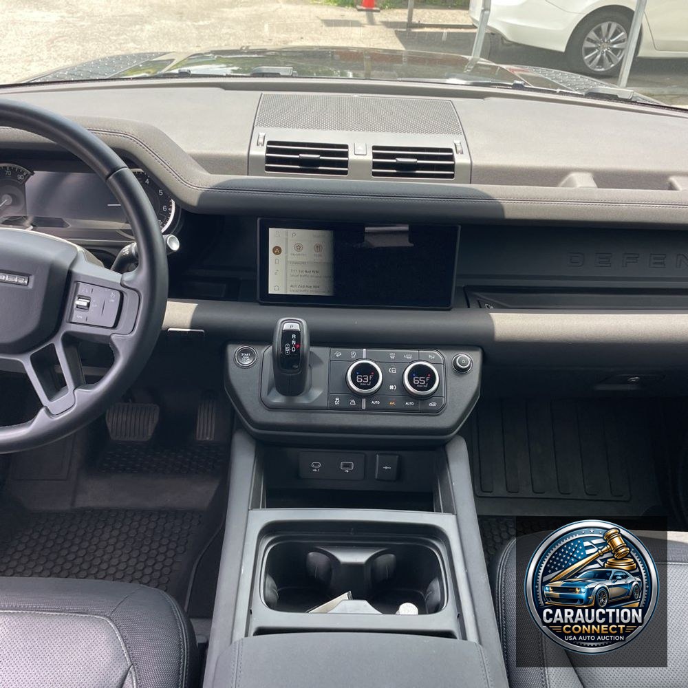 2023 Land Rover Defender 110 X-Dynamic SE