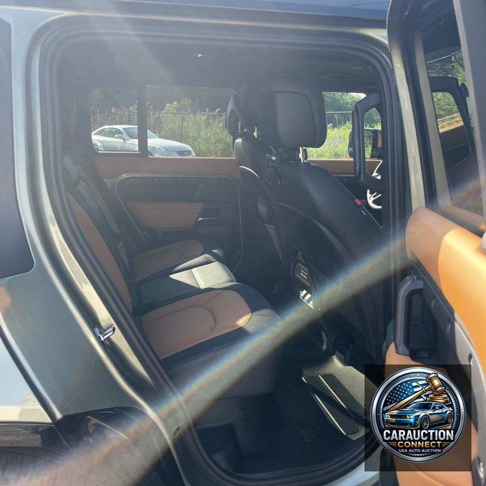 2024 Land Rover Defender 110 X-Dyn SE P400