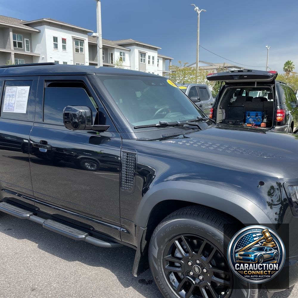 2023 Land Rover Defender 110 X-Dynamic SE