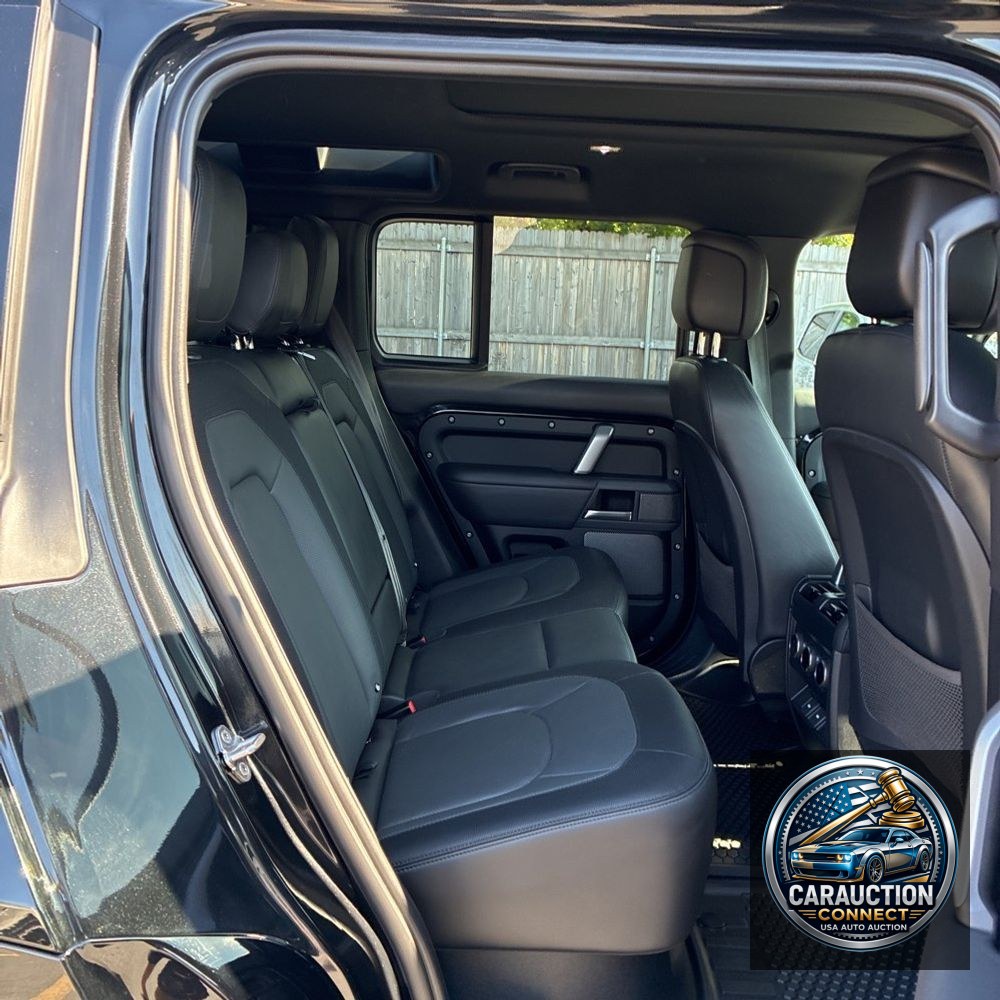 2023 Land Rover Defender 110 X-Dynamic SE