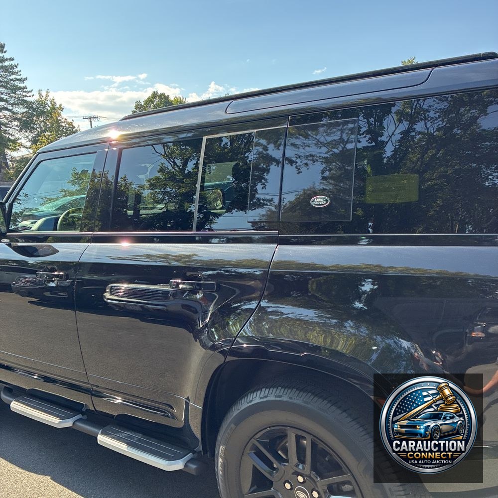 2023 Land Rover Defender 110 X-Dynamic SE