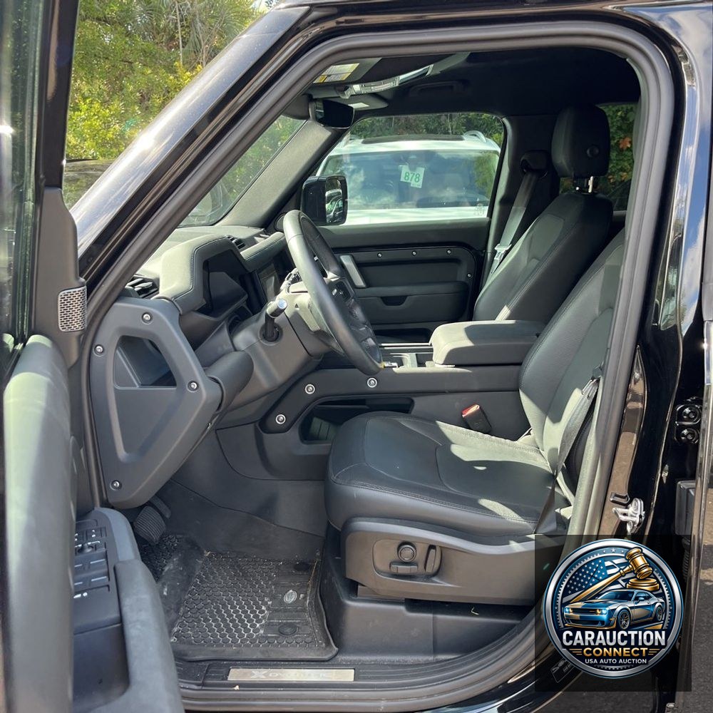 2024 Land Rover Defender 110 P400 X-Dynamic SE