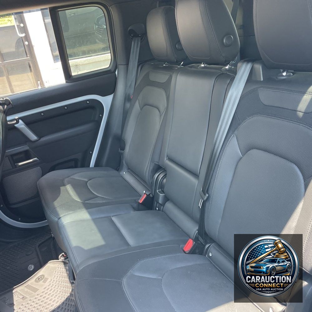 2023 Land Rover Defender 110 X-Dynamic SE