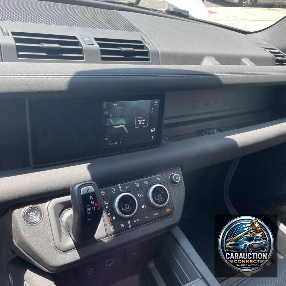 2023 Land Rover Defender 110 X-Dynamic SE