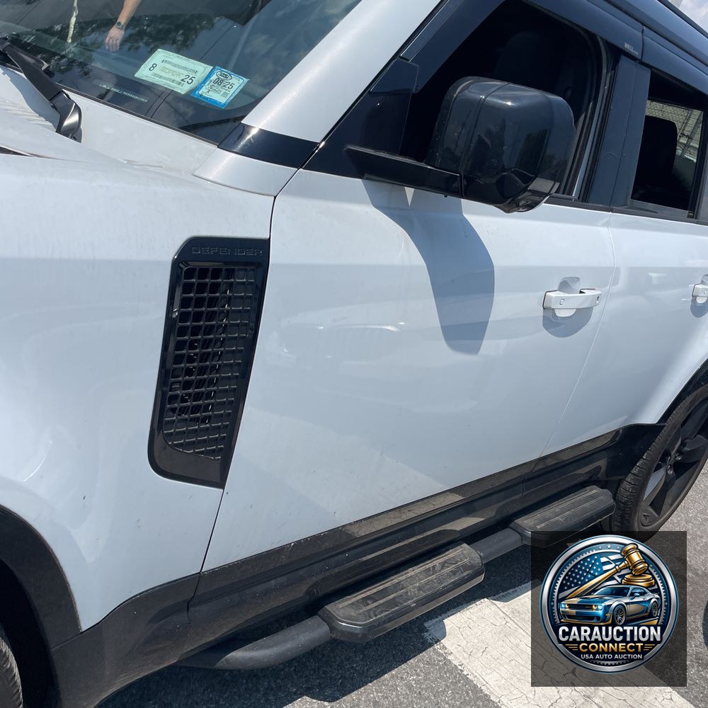2023 Land Rover Defender 110 X-Dynamic SE
