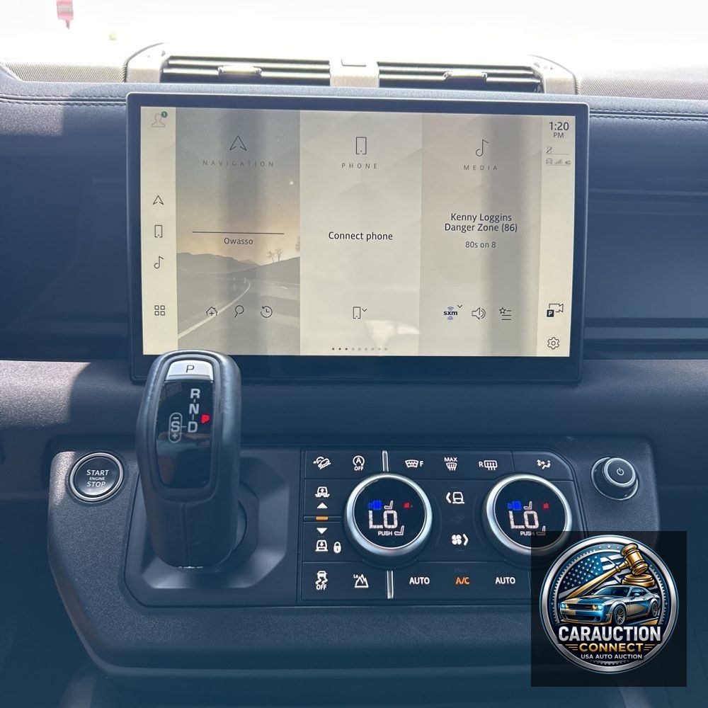 2023 Land Rover Defender 130 X-Dynamic SE