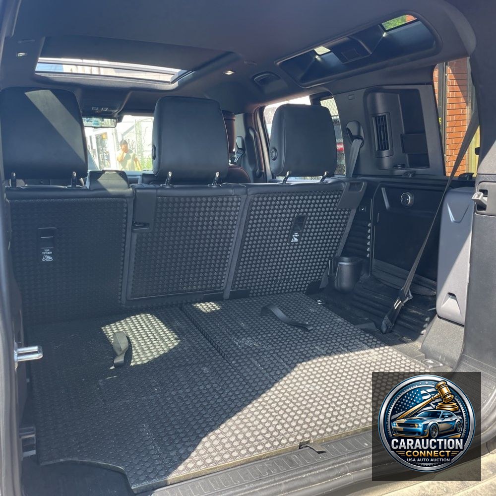2021 Land Rover Defender 110 X-Dynamic HSE