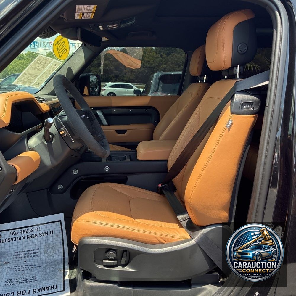 2024 Land Rover Defender 90 V8
