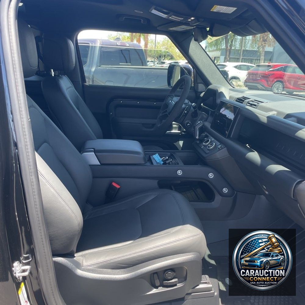 2024 Land Rover Defender 90 V8
