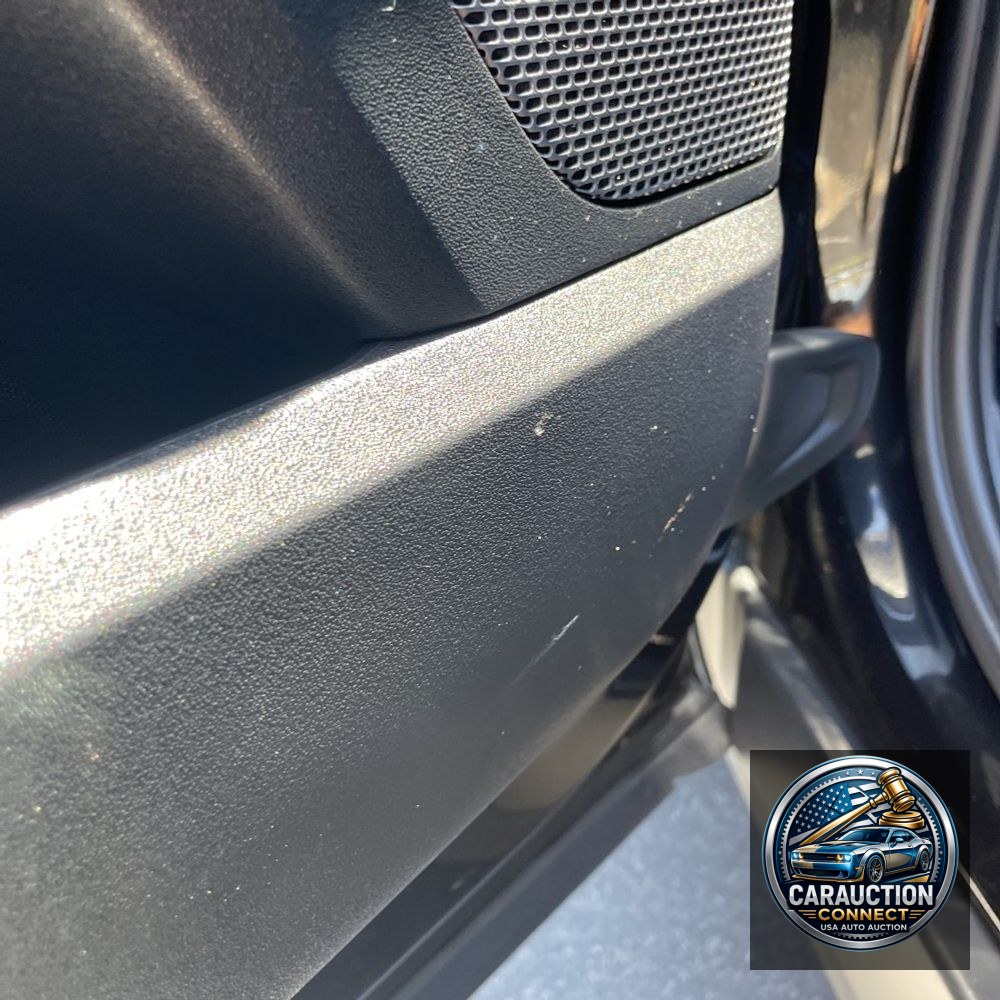 2024 Land Rover Defender 90 V8