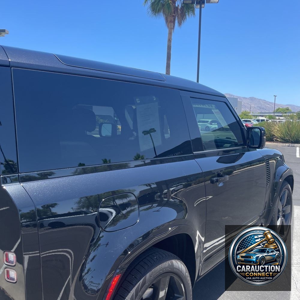 2024 Land Rover Defender 90 V8